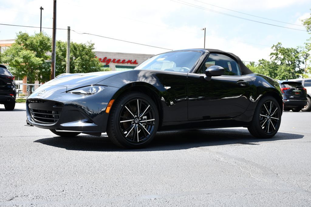 New 2026 MAZDA MX-5 Miata Grand Touring RWD image 24