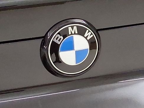 New 2026 BMW X6 M60i w/ Executive Package image 21