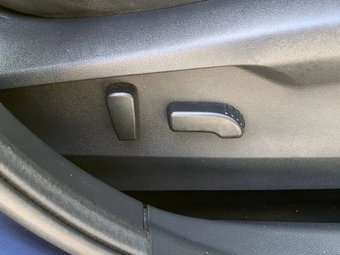 Used 2022 Subaru Outback Limited AWD/4WD image 29