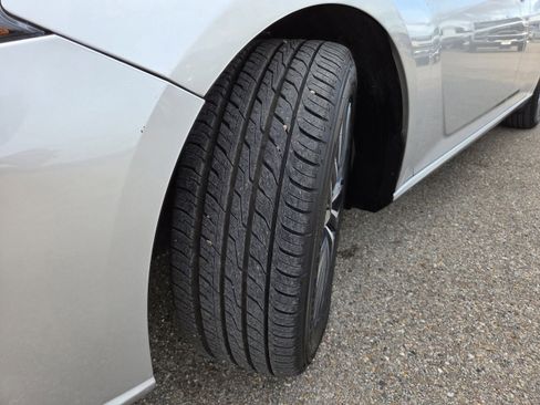 Used 2024 Nissan Altima 2.5 SV image 10