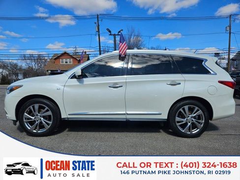 Used 2015 INFINITI QX60 AWD w/ Deluxe Touring Package image 2