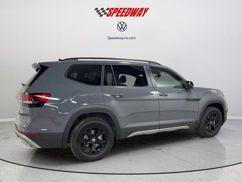 New 2026 Volkswagen Atlas Peak Edition AWD/4WD image 5