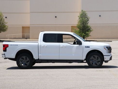 New 2025 Ford F150 Lightning Flash image 8