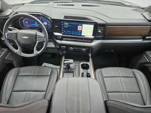 Used 2025 Chevrolet Silverado 1500 High Country w/ High Country Premium Package image 19