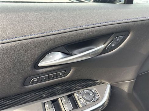 Used 2025 Cadillac XT4 Sport image 24