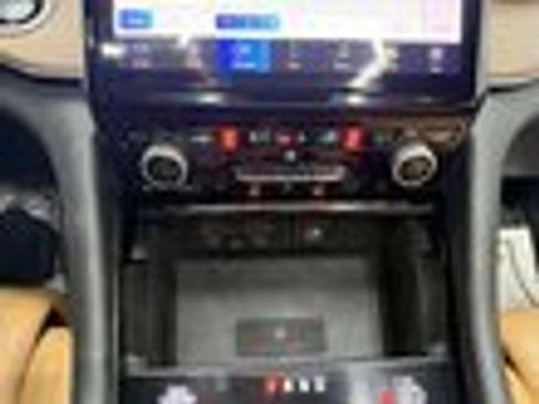 Used 2022 Jeep Grand Cherokee L Summit w/ Luxury Tech Group V image 23