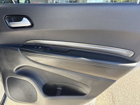 Used 2024 Dodge Durango SXT image 29