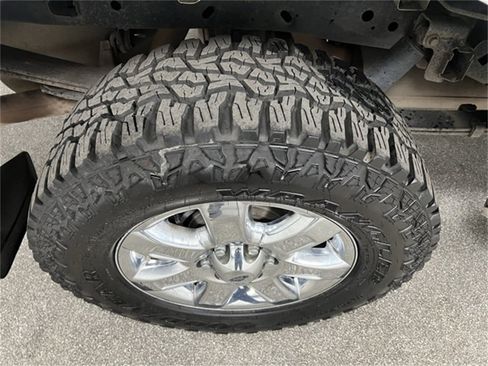 Used 2014 Ford F150 XLT w/ Equipment Group 302A Luxury image 20