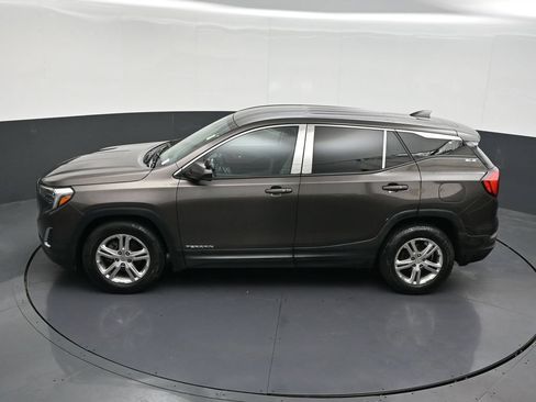 Used 2019 GMC Terrain SLE FWD image 16