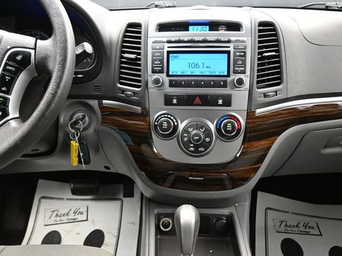 Used 2012 Hyundai Santa Fe GLS AWD/4WD image 17