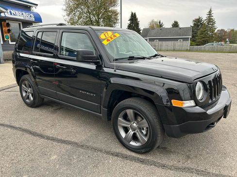 Used 2017 Jeep Patriot Sport w/ Power Value Group AWD/4WD image 5