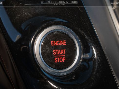 Used 2018 Mercedes-Benz AMG GT Roadster image 24