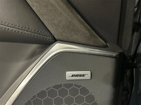 Used 2020 Cadillac Escalade Platinum image 23