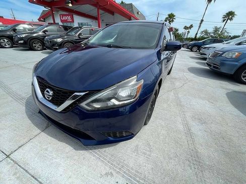 Used 2016 Nissan Sentra SV FWD image 2