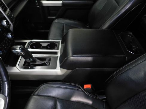 Used 2018 Ford F150 Lariat w/ Equipment Group 502A Luxury AWD/4WD image 39