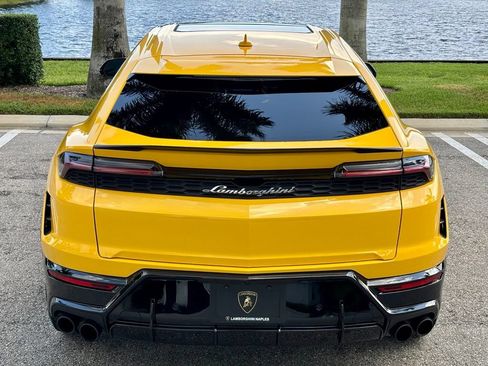 Used 2025 Lamborghini Urus S AWD/4WD image 6