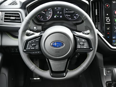 Certified 2025 Subaru Ascent Bronze Edition w/ Onyx Package image 17