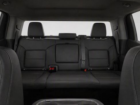 Used 2025 Chevrolet Silverado 1500 LT Trail Boss w/ LT Trail Boss Premium Package AWD/4WD image 19