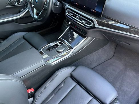 Used 2024 BMW 330i Sedan w/ Premium Package image 19