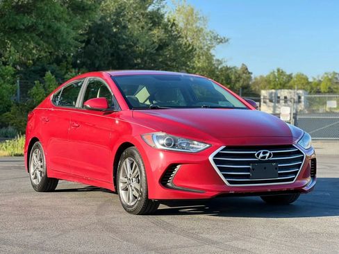 Used 2018 Hyundai Elantra SEL FWD image 7