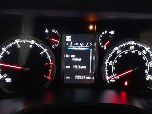 Used 2020 Toyota 4Runner TRD Off-Road Premium w/ Moonroof Package AWD/4WD image 21