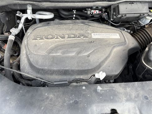 Used 2019 Honda Pilot Touring image 34