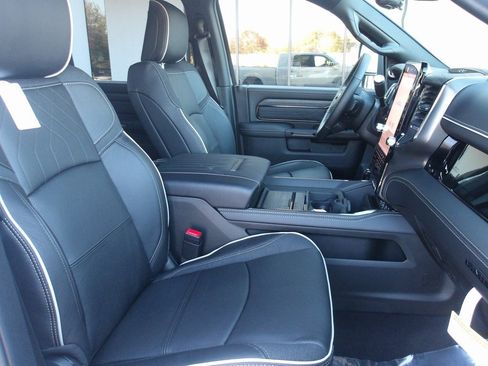 New 2026 RAM 3500 Limited image 19