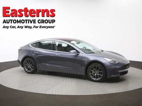 Used 2018 Tesla Model 3 Long Range RWD image 42