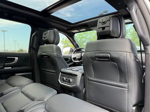 New 2027 Ford Expedition Max Platinum w/ Stealth Performance Package AWD/4WD image 26