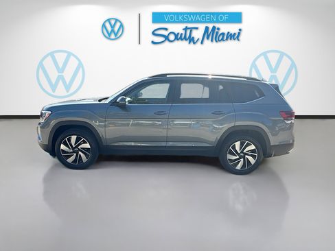 Used 2024 Volkswagen Atlas SE image 4