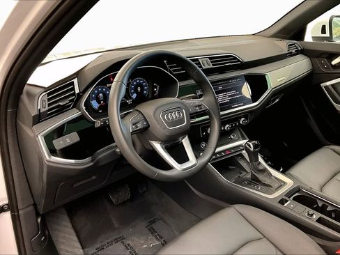 Certified 2025 Audi Q3 2.0T Premium w/ Convenience Package AWD/4WD image 18