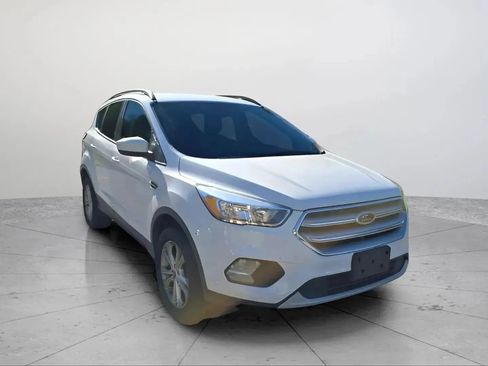 Used 2018 Ford Escape SE image 14