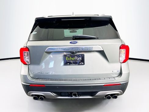 Used 2020 Ford Explorer Platinum w/ Premium Technology Package AWD/4WD image 7