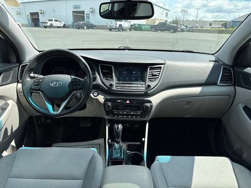 Used 2018 Hyundai Tucson Value FWD image 13