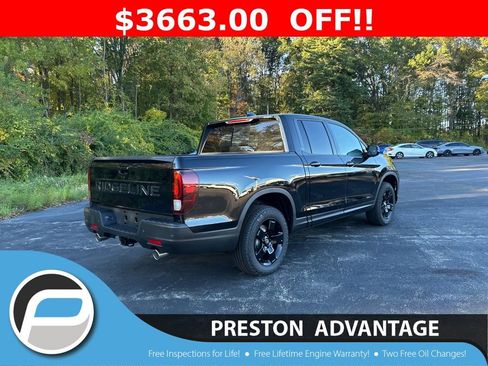 New 2026 Honda Ridgeline Black Edition image 2