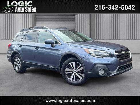 Used 2018 Subaru Outback 2.5i Limited AWD/4WD image 1