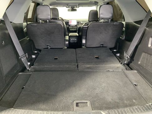 Used 2021 Ford Explorer Limited w/ Equipment Group 301A image 21