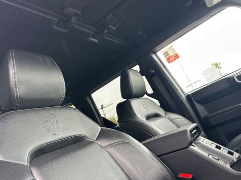 New 2025 Ford Bronco Badlands w/ Sasquatch Package image 17