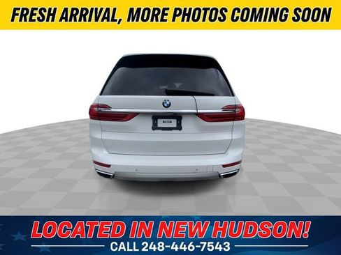 Used 2022 BMW X7 xDrive40i w/ Premium Package AWD/4WD image 9