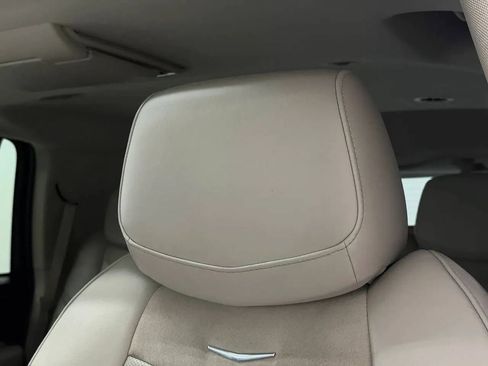 Used 2019 Cadillac Escalade Luxury RWD image 44