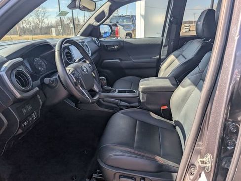 Used 2021 Toyota Tacoma TRD Pro image 14