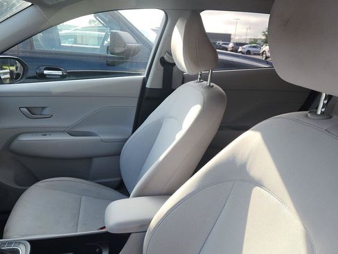 Used 2025 Hyundai Kona SEL AWD/4WD image 10