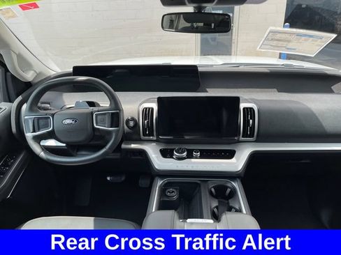 Used 2025 Ford Expedition Active AWD/4WD image 12