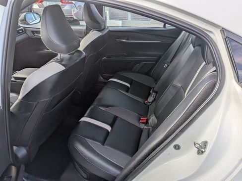 Used 2025 Toyota Camry SE FWD image 14