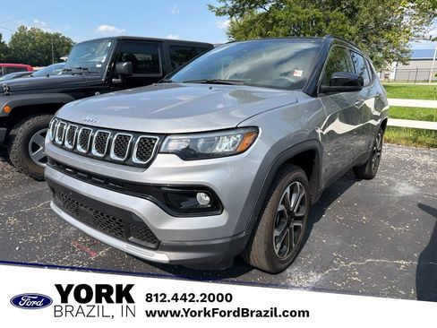 Used 2024 Jeep Compass Limited AWD/4WD image 1