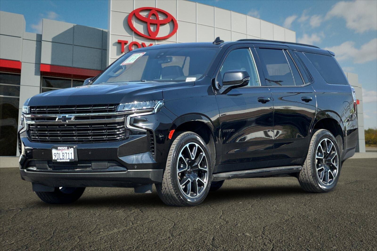 Used 2022 Chevrolet Tahoe RST w/ Sport Performance Package AWD/4WD image 7