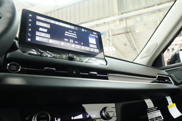 New 2026 Mitsubishi Outlander SE FWD image 12