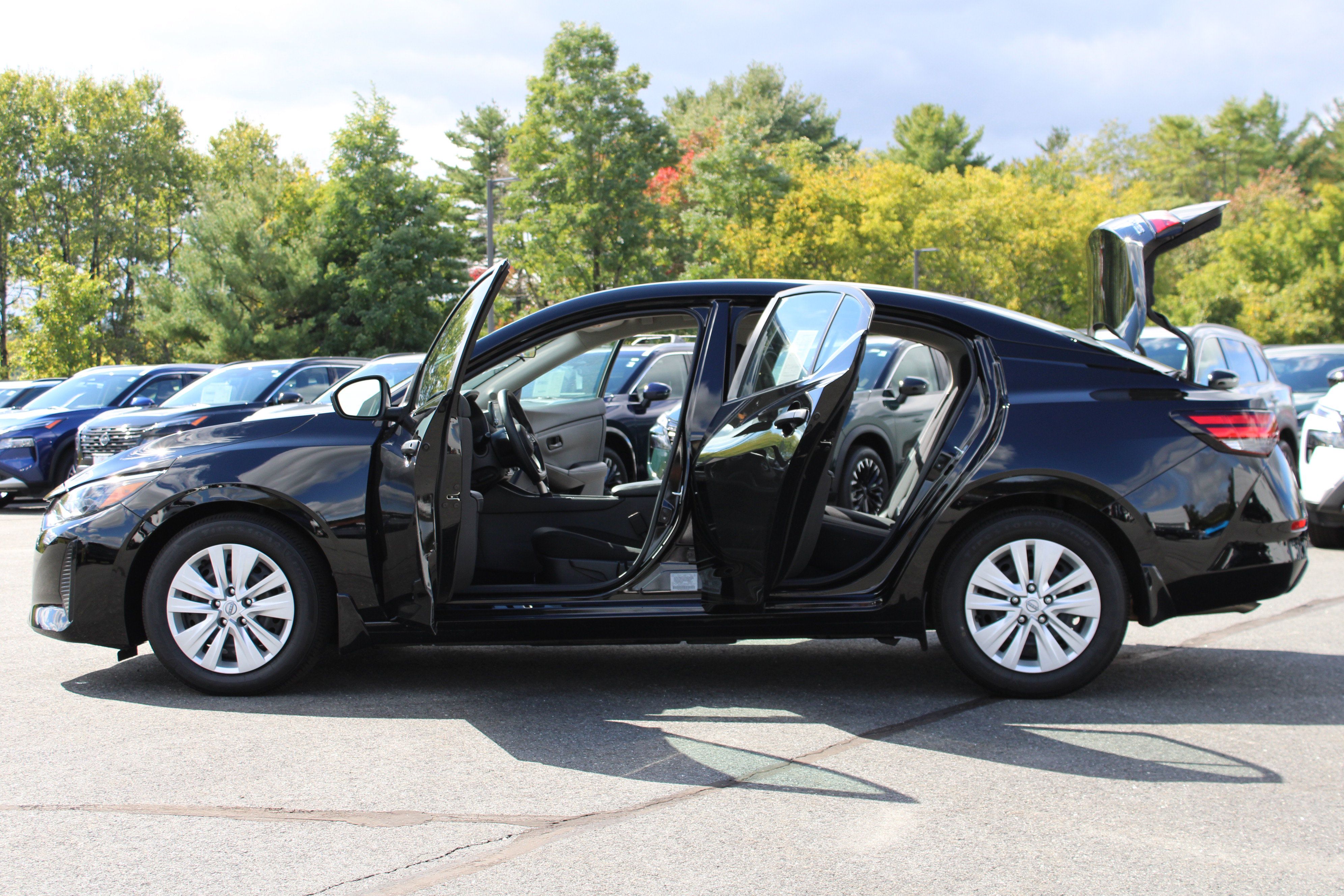 Used 2025 Nissan Sentra S FWD image 13