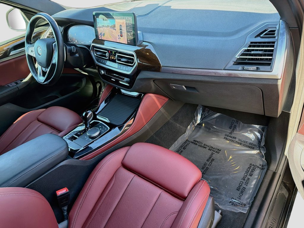 Used 2025 BMW X4 xDrive30i AWD/4WD image 13