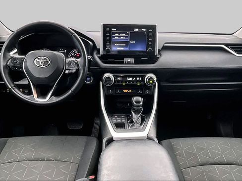 Used 2021 Toyota RAV4 XLE w/ Convenience Package AWD/4WD image 15